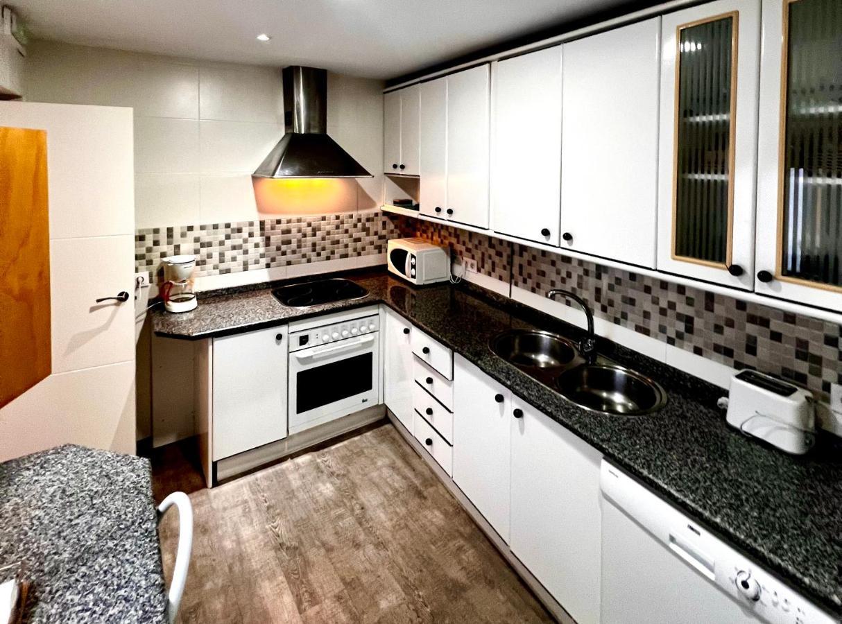 Destino Deluxe Plaza De Santiago - 2 Hab Apartman Caces Kültér fotó
